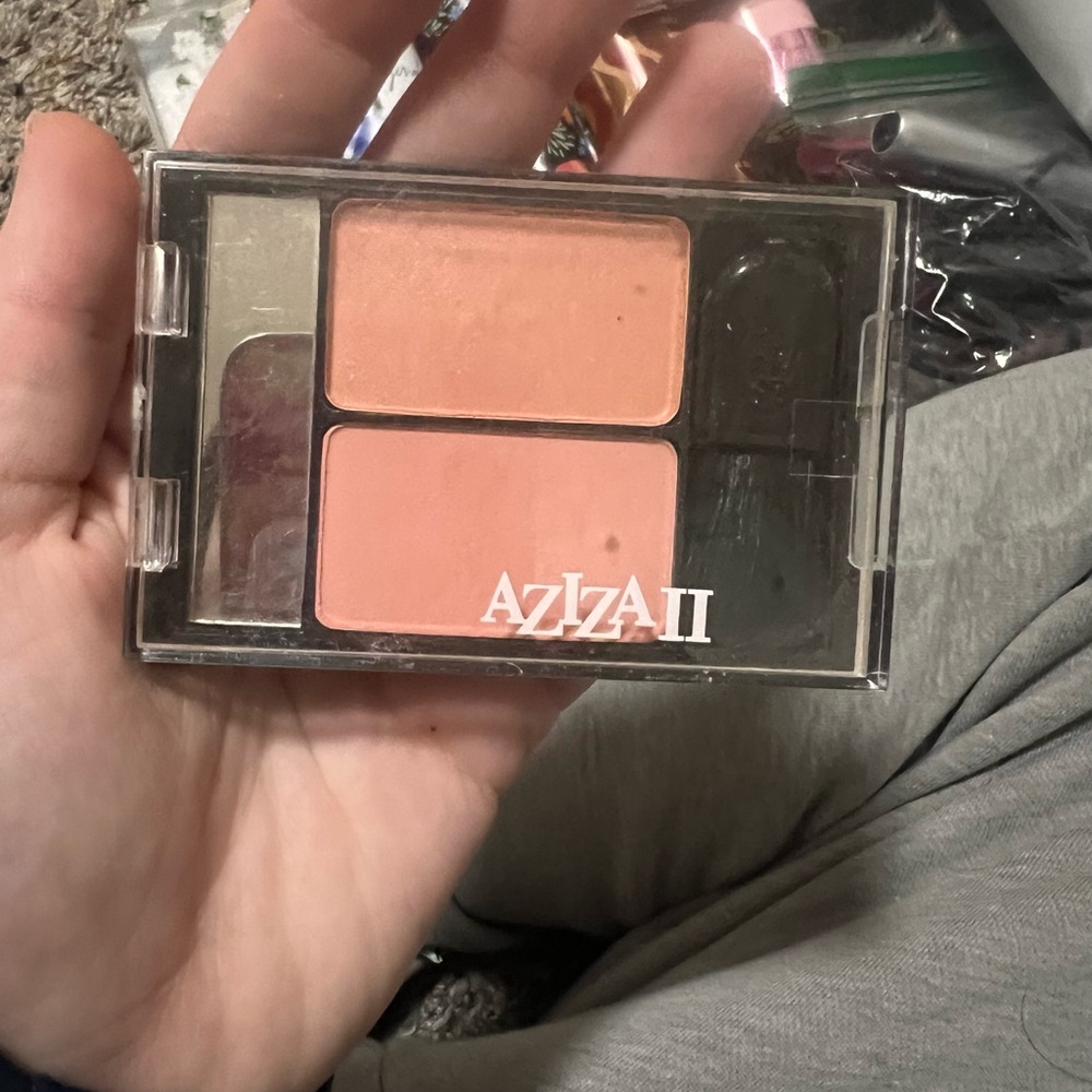Azazie Peach & Coral Blush Duo with eyeshadow palette